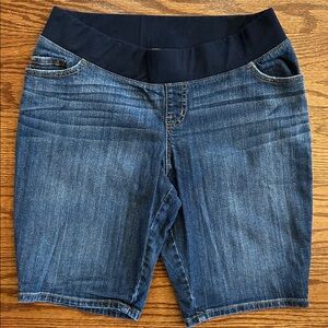 Liz Lange Blue Denim Maternity Jeans, stretch shorts, low rise, low rise sz M